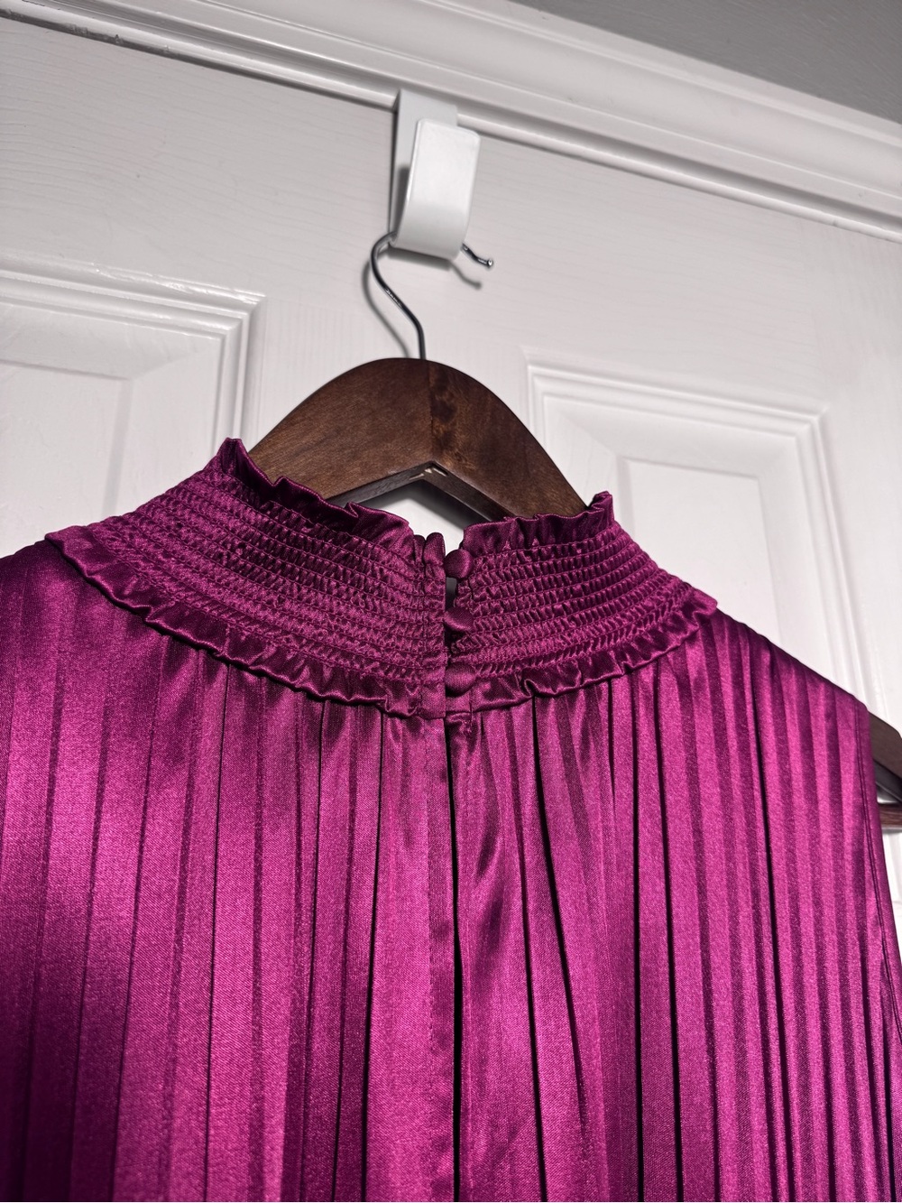 Nanette Lepore Bali Orchid Pleated Mock Neck Smocked Midi Dress Size 8 MSRP $148 - Picture 4 of 7